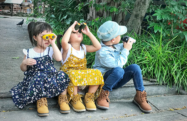 toddlers playing together